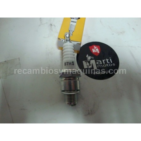 Bujia NGK B7HS vespino motoazada 2t